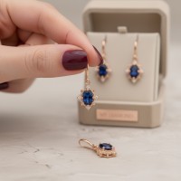 Safir Ve Pırlantalı Vintage Tasarım Altın Küpe
