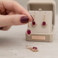 Yakut Ve Pırlanta Vintage Tasarım Altın Küpe