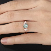 Altıgen Moss Agate Ve Beyaz Topaz Altın Yüzük 