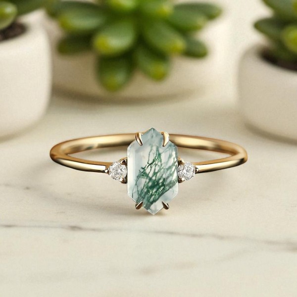 Uzun Altıgen Moss Agate Ve Pırlanta Tektaş Yüzük MA1131