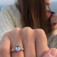 Vesta Oval Beyaz Safir Ve Pırlantalı Vintage Yüzük 