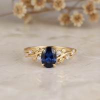 Hakiki Oval Safir Ve Pırlanta Yaprak Tasarım Yüzük