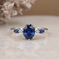 Evlilik Teklifi Yüzüğü Oval Safir Ve Pırlantalı 