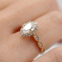 Beyaz Safir Ve Pırlanta Vintage Tasarım Yüzük