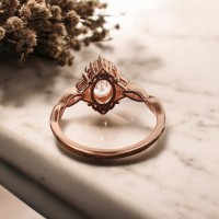 Beyaz Safir Ve Pırlanta Vintage Tasarım Yüzük