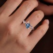 London Blue Topaz Yaprak Tasarım Yüzük 