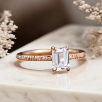 Gia Sertifikalı Emerald Kesim Pırlanta Tek Taş Yüzük 