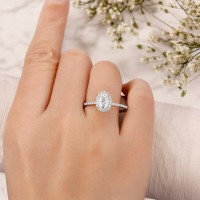0.80 Ct. Sertifikalı Oval Pırlanta Düğün Yüzüğü  