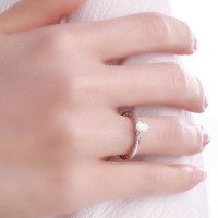 Oval Pırlantalı Tektaş Evlilik Teklifi Yüzüğü 