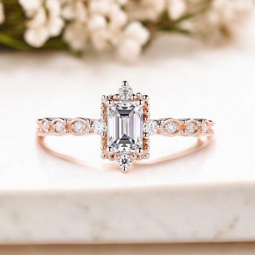 0.64 Karat Emerald Pırlantalı Vintage Tektaş Yüzük MY3101