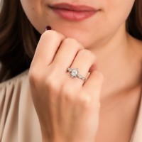 0.35 Karat Oval Pırlanta Vintage Tektaş Yüzük 