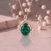 1.00 Karat Zümrüt Ve Pırlanta Altın Tasarım Kolye MYZK16