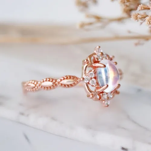 Oval Ay Taşı Ve Pırlantalı Vintage Tasarım Yüzük MY0808