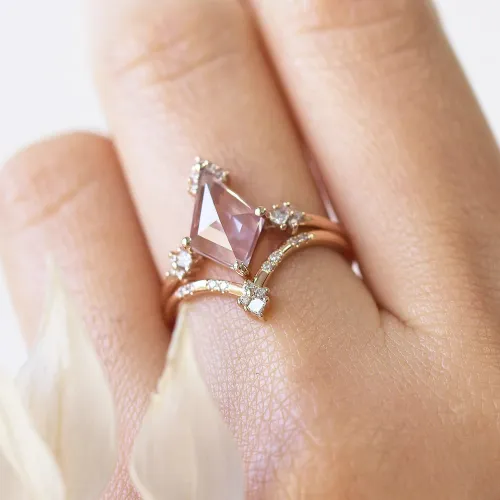 Kite Pembe Safir Ve Pırlanta Tasarım Yüzük AD1387