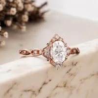 Beyaz Safir Ve Pırlanta Vintage Tasarım Yüzük