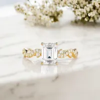 Evlilik Teklifi Yüzüğü GIA Sertifikalı Emerald Pırlanta