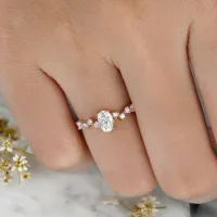 Asimetrik Evlilik Teklifi Yüzükleri Oval Pırlantalı 