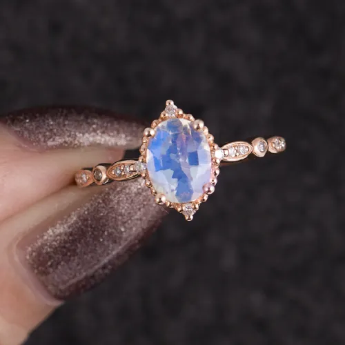 Oval Aytaşı Ve Pırlanta Vintage Tasarım Yüzük AD1169